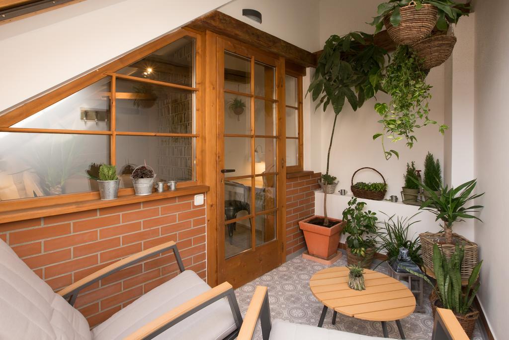 Bohemian Chic 2 Bedroom 2 Bathroom Loft With Hanging Chair Appartement